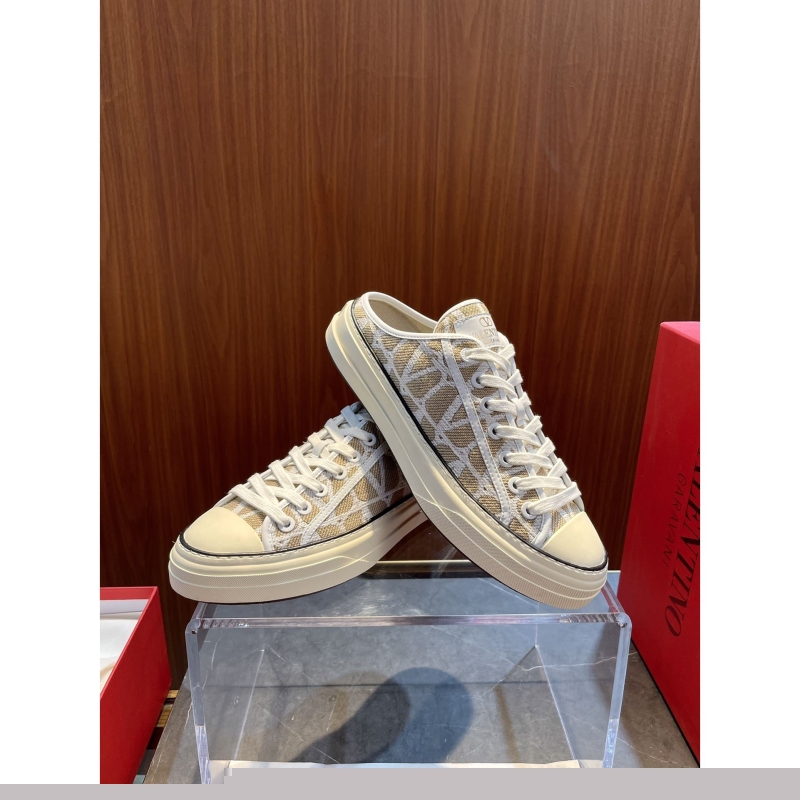 Valentino Sneakers